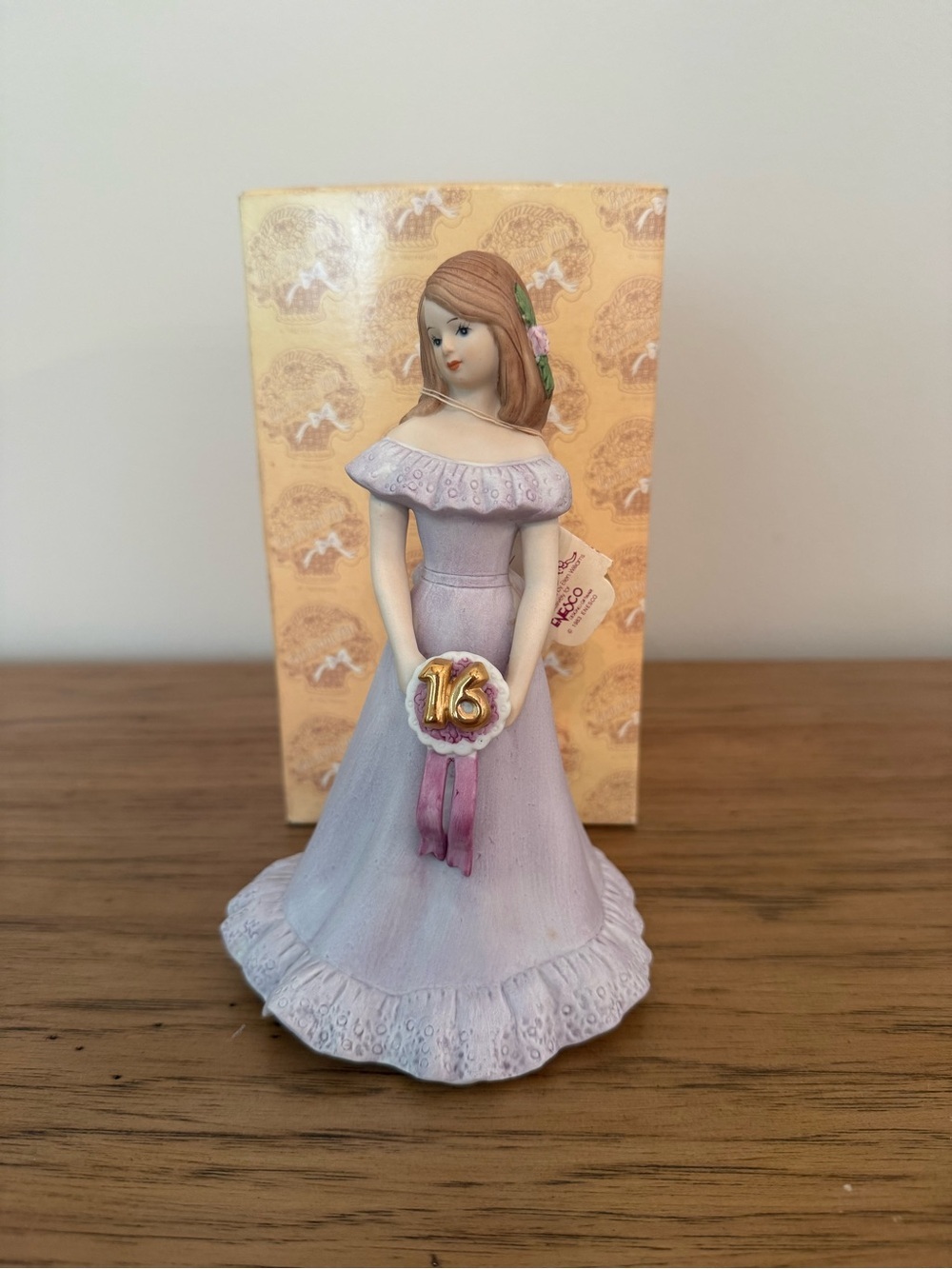 Enesco Growing Up Girls Age 16 Musical Figurine Brunette Sweet 16 Vintage w Box